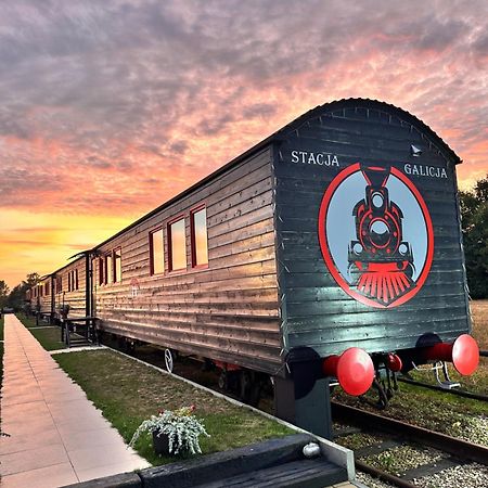 Stacja Galicja - Nocleg W Pociagu Blisko Energylandia ザトル エクステリア 写真