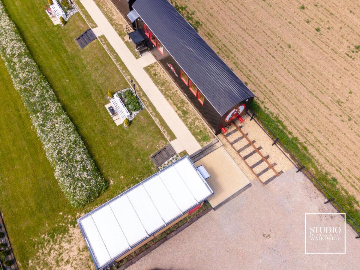 Stacja Galicja - Nocleg W Pociagu Blisko Energylandia ザトル エクステリア 写真