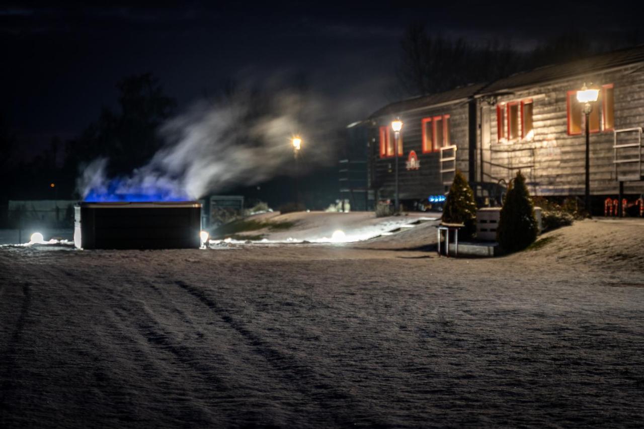 Stacja Galicja - Nocleg W Pociagu Blisko Energylandia ザトル エクステリア 写真
